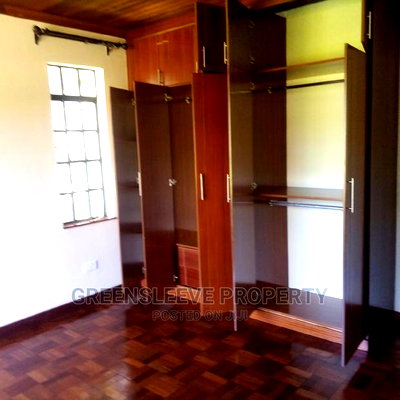 4bdrm Townhouse / Terrace in Hardy for rent - Image 9
