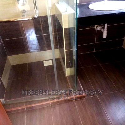4bdrm Townhouse / Terrace in Hardy for rent - Image 13