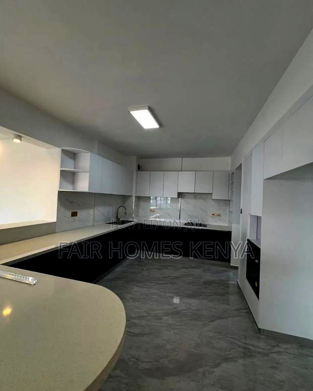 Furnished 4bdrm Apartment in Oledume Road, Lavington for sale