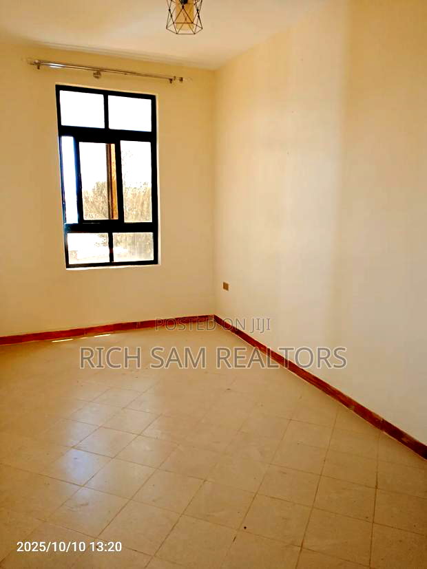 2bdrm Apartment in Pipeline, Nakuru Town East for rent