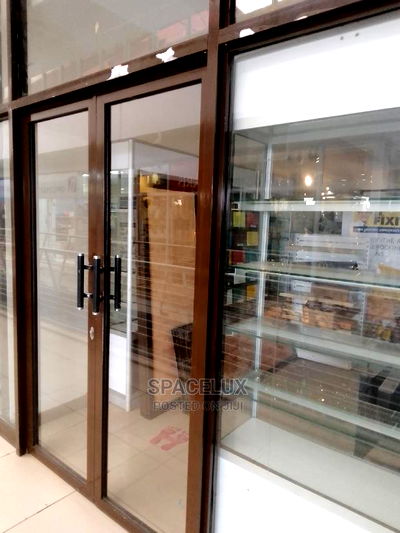 1st 2nd FLR Shops 450sqft - Image 2