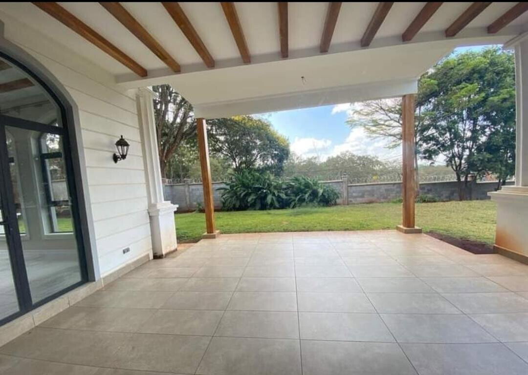 5-Ensuite Townhouse with Skylight Lobby & Rooftop Terrace - Loresho