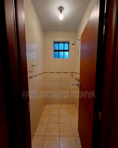 3bdrm Townhouse / Terrace in Lavington Green for rent - Image 19