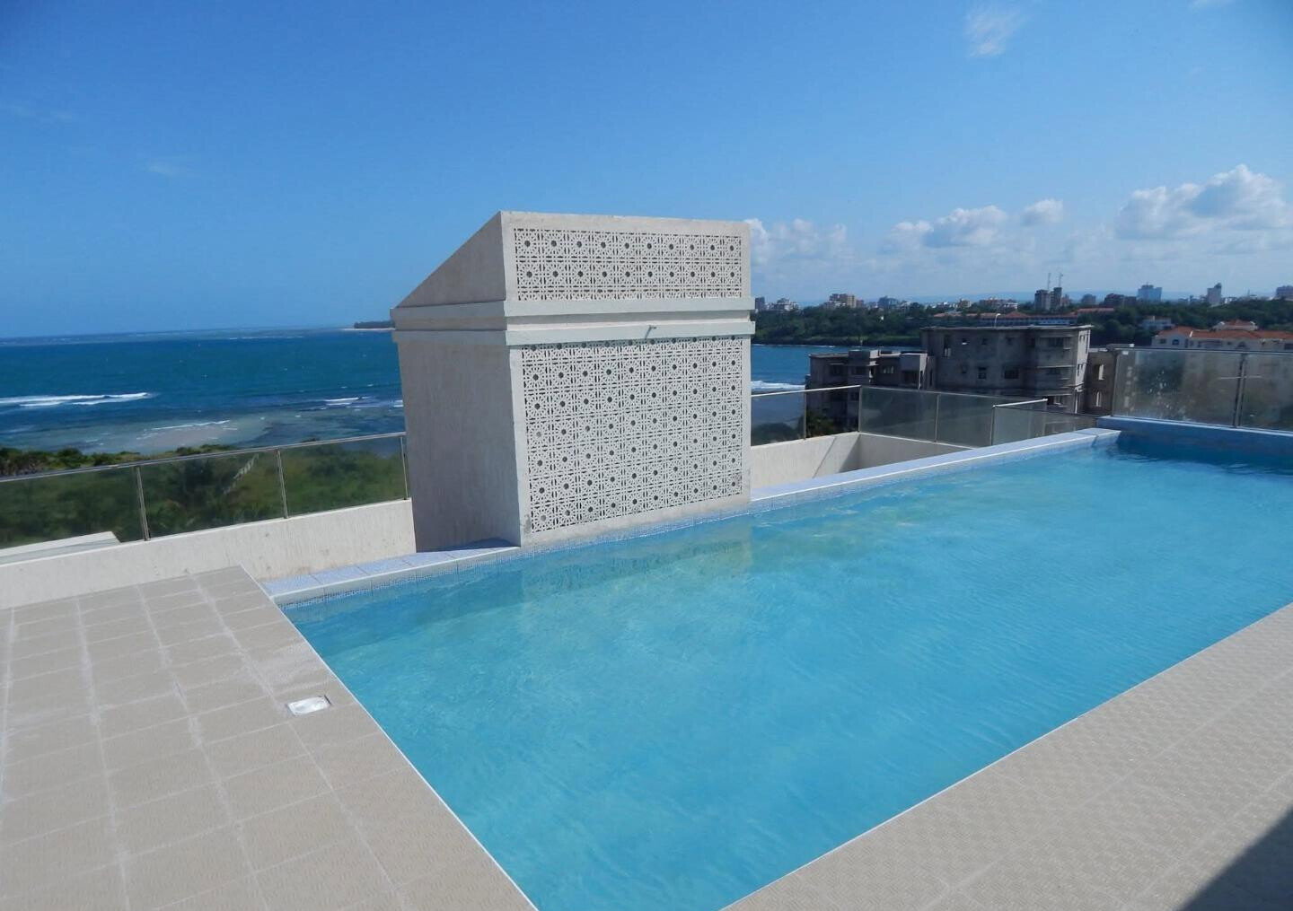 3BR Apartment with Pool & Generator Backup - Nyali