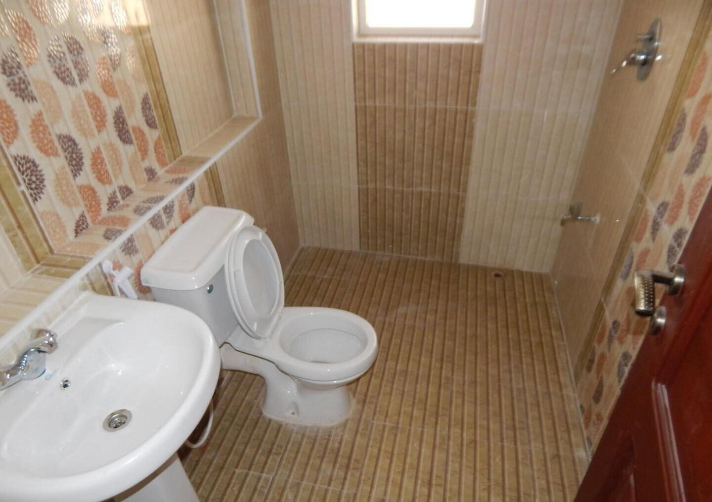 3BR Apartment with Pool & Generator Backup - Nyali