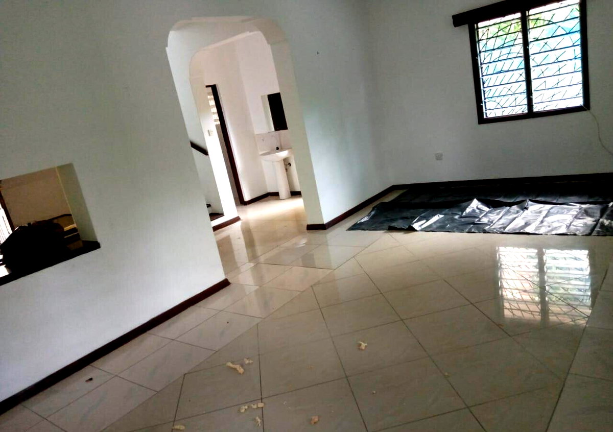 3BR All-Ensuite Townhouse with DSQ in Gated Nyali - Mombasa