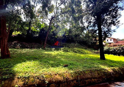 3/4 Acre Garden Plot with Parking - KSh 95M