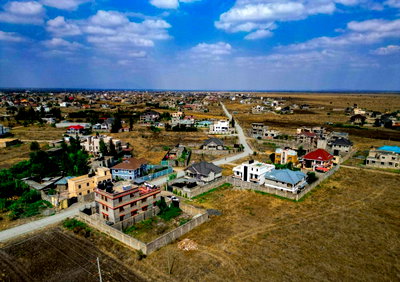 50x100 Plot with Garden in Kamakis