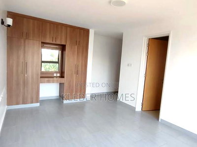 3bdrm Apartment in Lavington for sale - Image 7