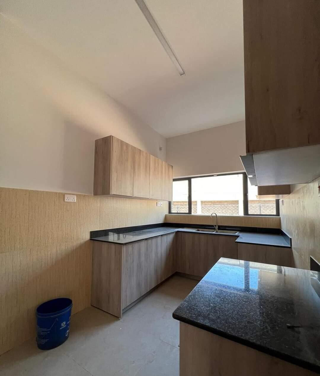 5-Ensuite Townhouse with DSQ & Garden in Lavington Compound of 4
