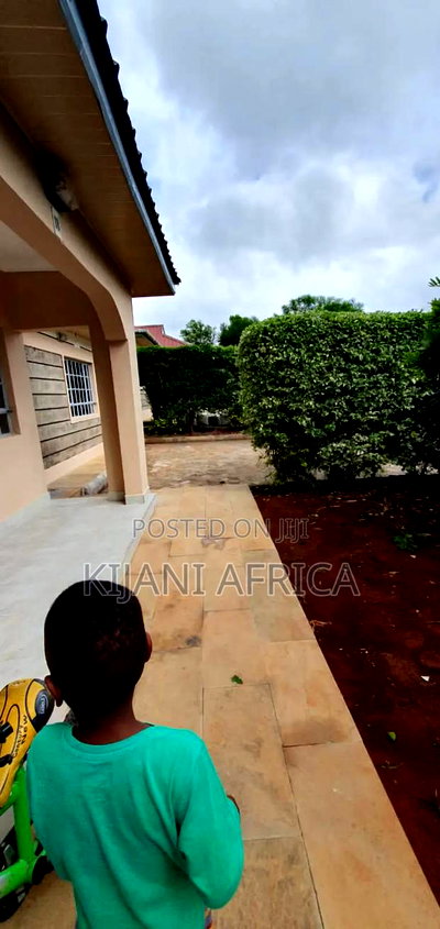 3bdrm Bungalow in Kamulu for rent - Image 2