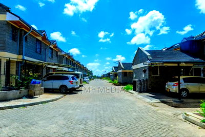 4bdrm Mansion in Mwalimu Kisaju Park for sale - Image 2