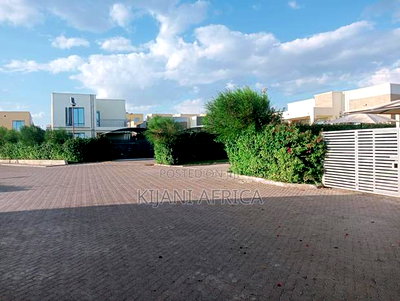 4bdrm Bungalow in Joska for rent - Image 8