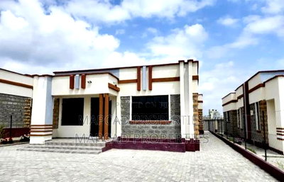 3bdrm Bungalow in Namelock, Kitengela for sale - Image 2