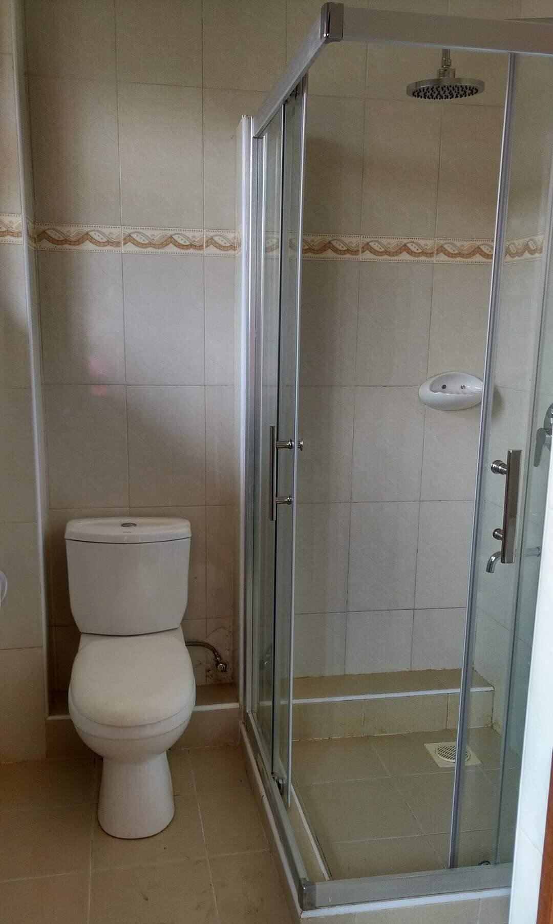 4BR All-Ensuite Townhouse with Office & DSQ - Runda Evergreen