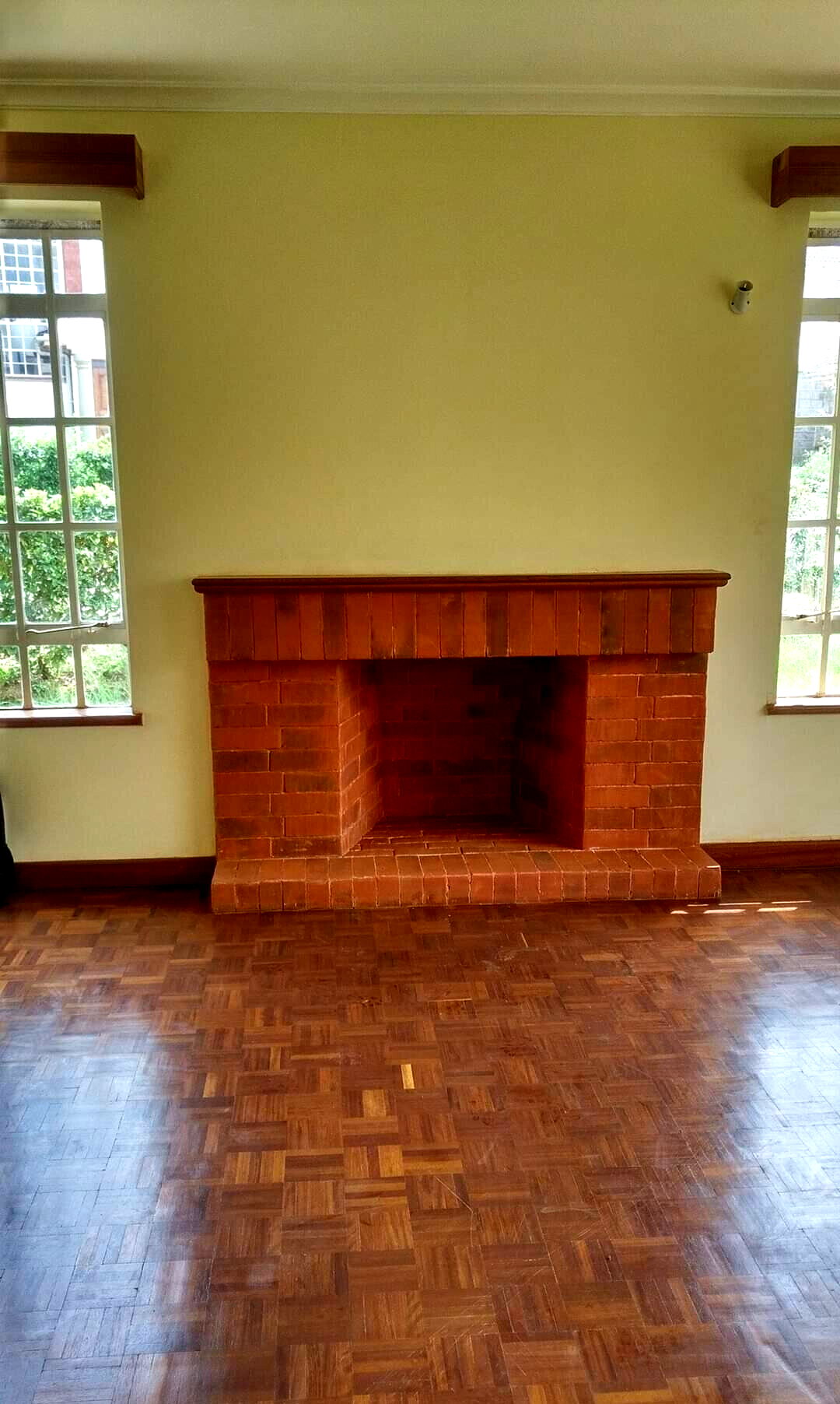 4BR All-Ensuite Townhouse with Office & DSQ - Runda Evergreen