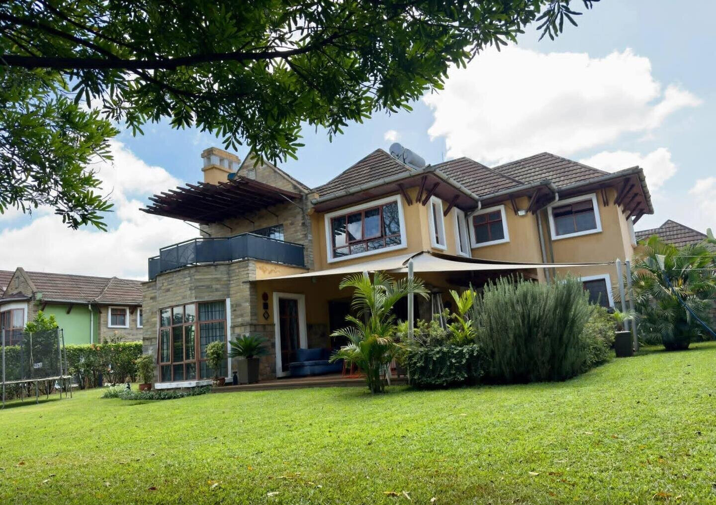 5BR Villa with Home Office & Gym in Exclusive 39-Home Estate - Old Runda