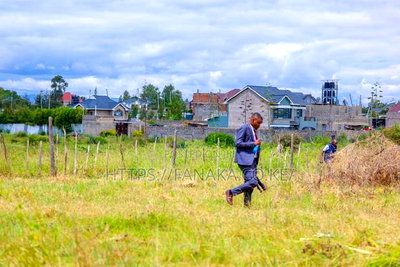 Residential Plots in Katani- 100m From Tarmac - Image 1