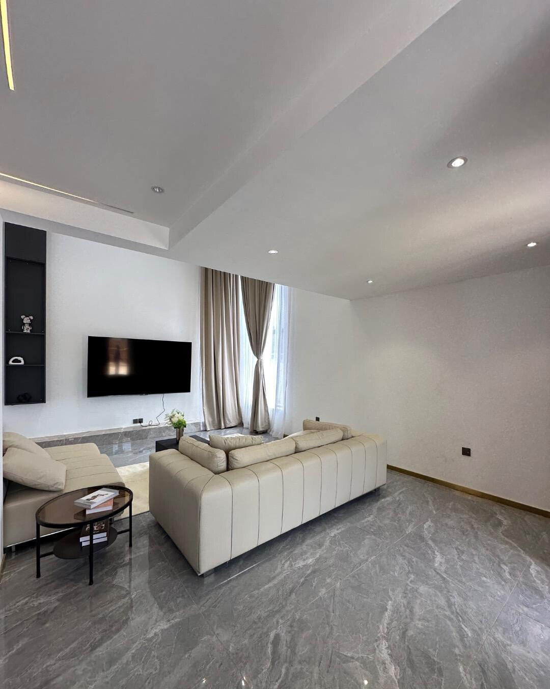 5BR Townhouse with DSQ, Office & Clubhouse - Kamangu, Kikuyu
