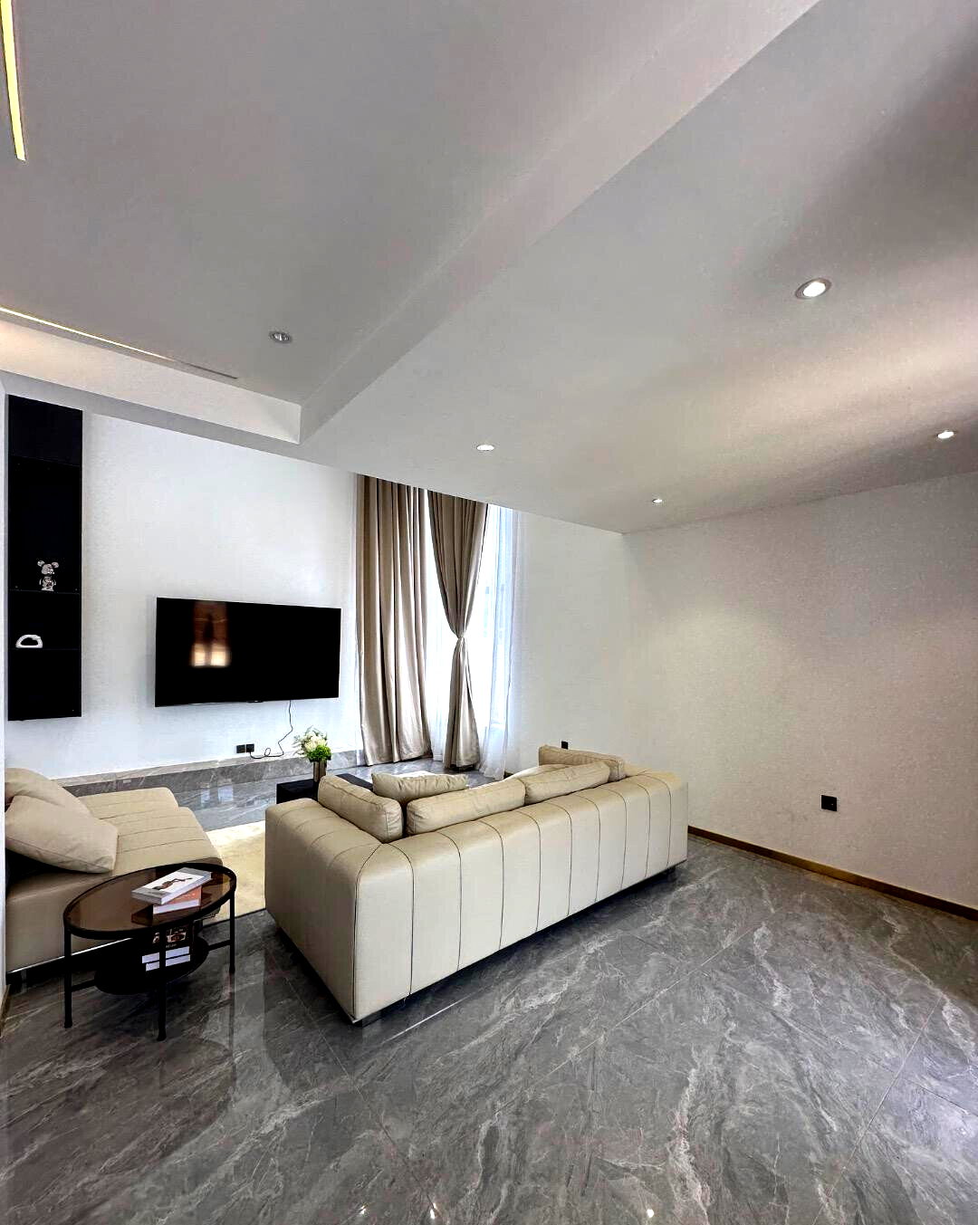 5BR Townhouse with DSQ, Office & Clubhouse - Kamangu, Kikuyu
