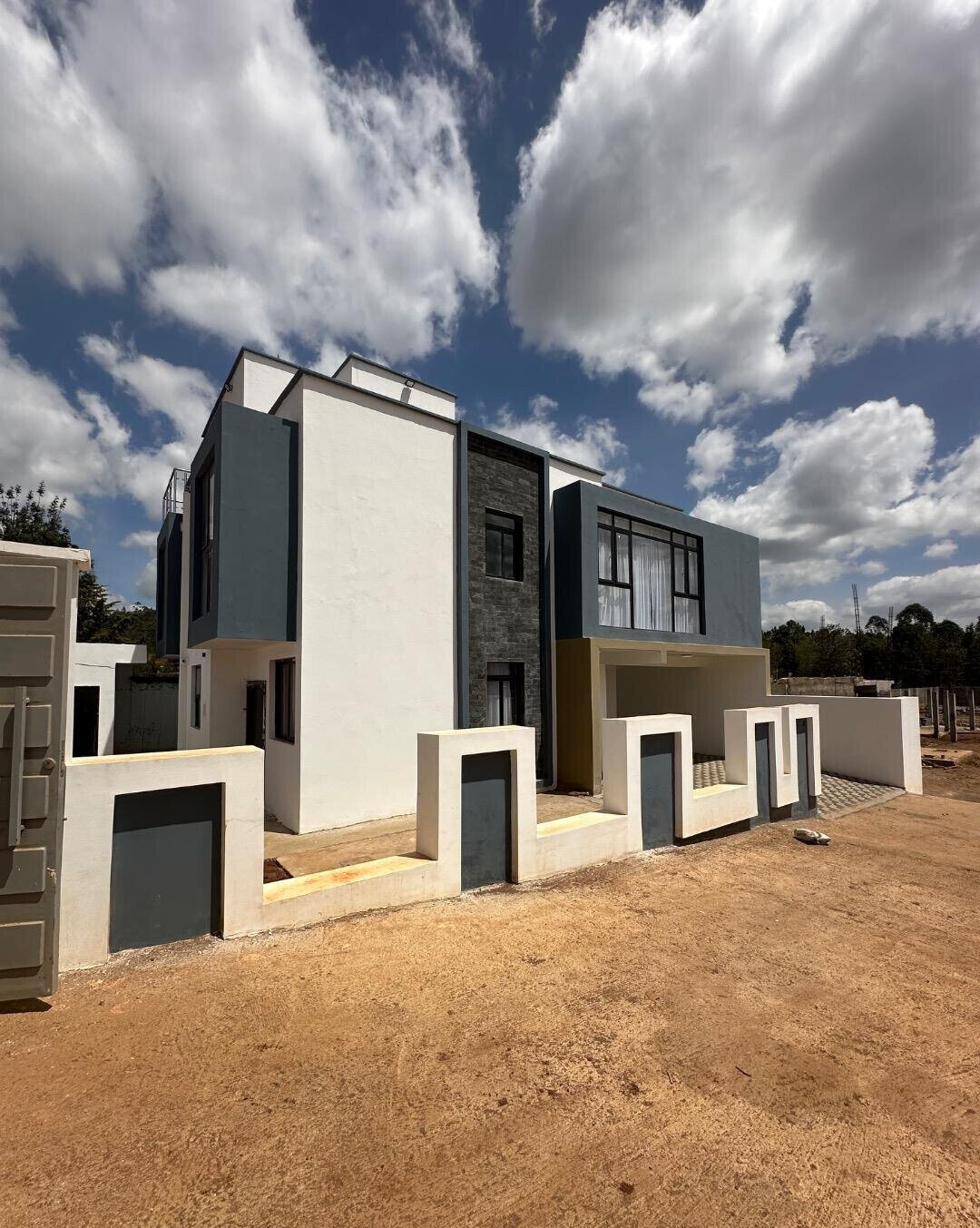 5BR Townhouse with DSQ, Office & Clubhouse - Kamangu, Kikuyu