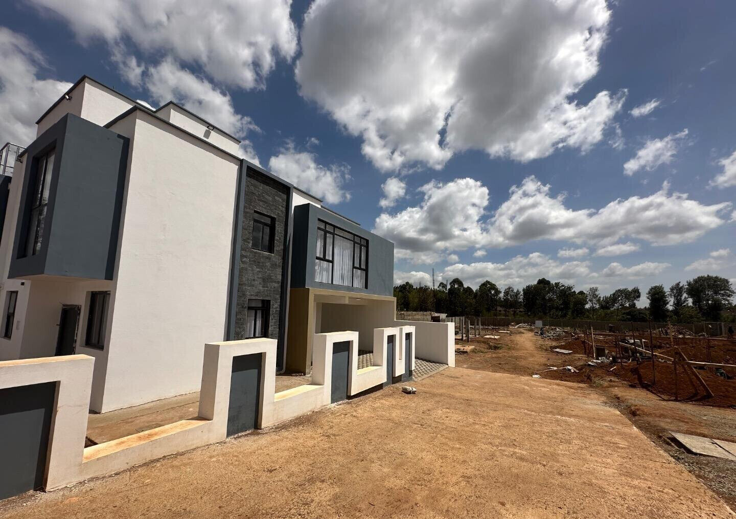 5BR Townhouse with DSQ, Office & Clubhouse - Kamangu, Kikuyu