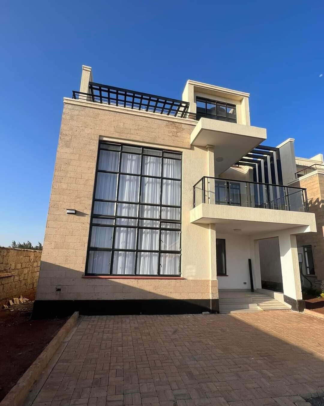 4BR All-Ensuite Villa with Pool & DSQ - Kibiku, Ngong