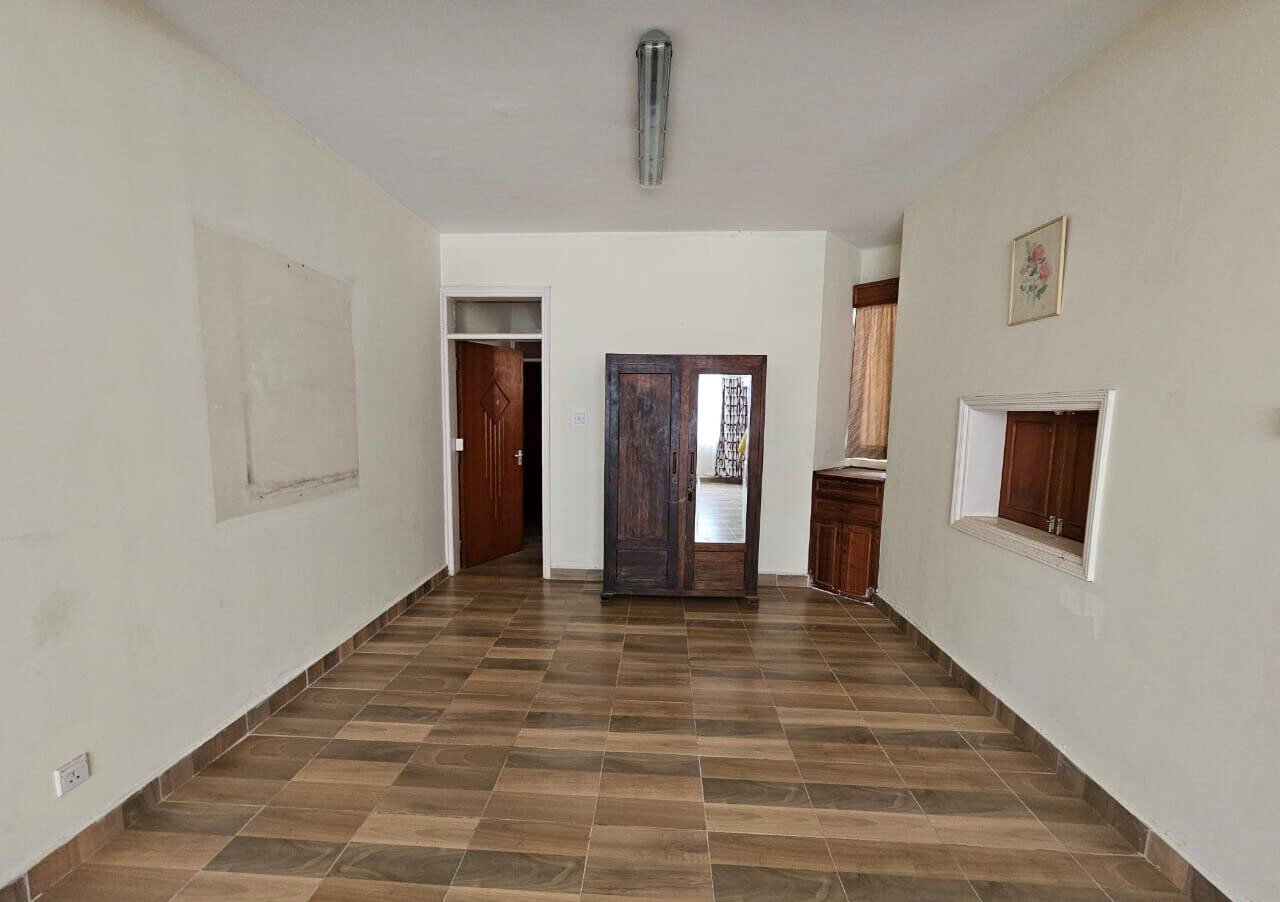 4-Ensuite Townhouse with Home Office & TV Room - Westlands