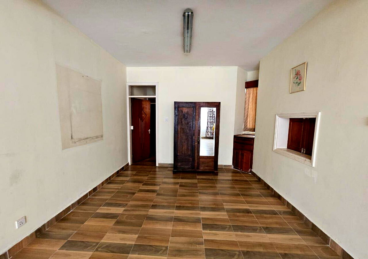 4-Ensuite Townhouse with Home Office & TV Room - Westlands