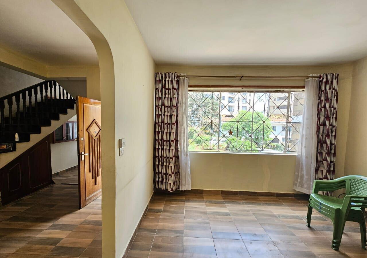 4-Ensuite Townhouse with Home Office & TV Room - Westlands
