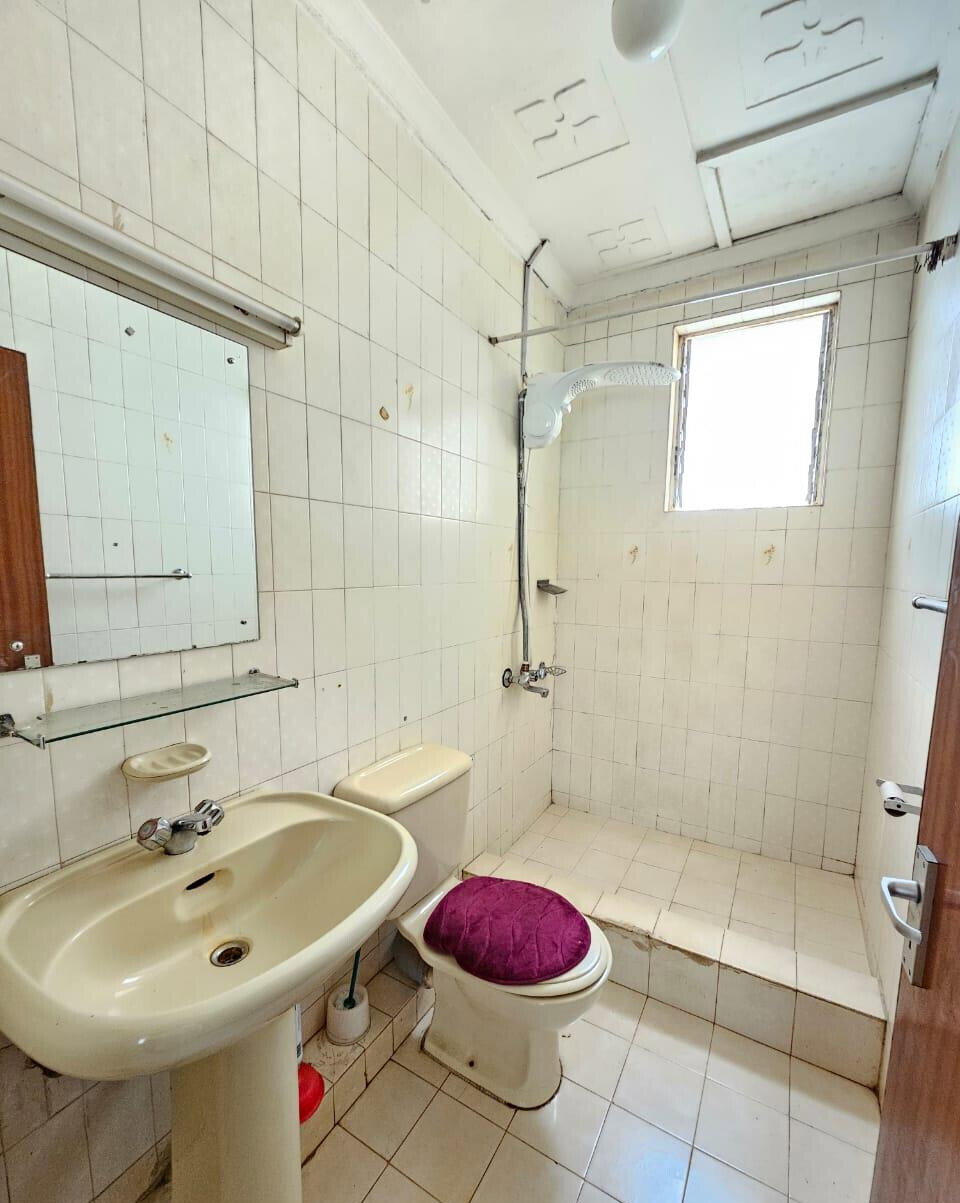 4-Ensuite Townhouse with Home Office & TV Room - Westlands