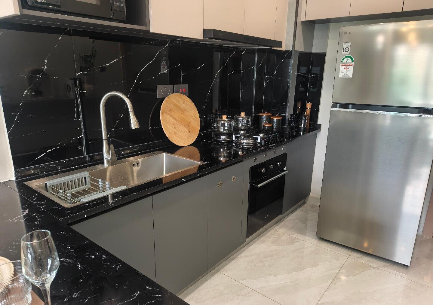 1BR En-Suite with Premium Finishes & Backup Power - Westlands
