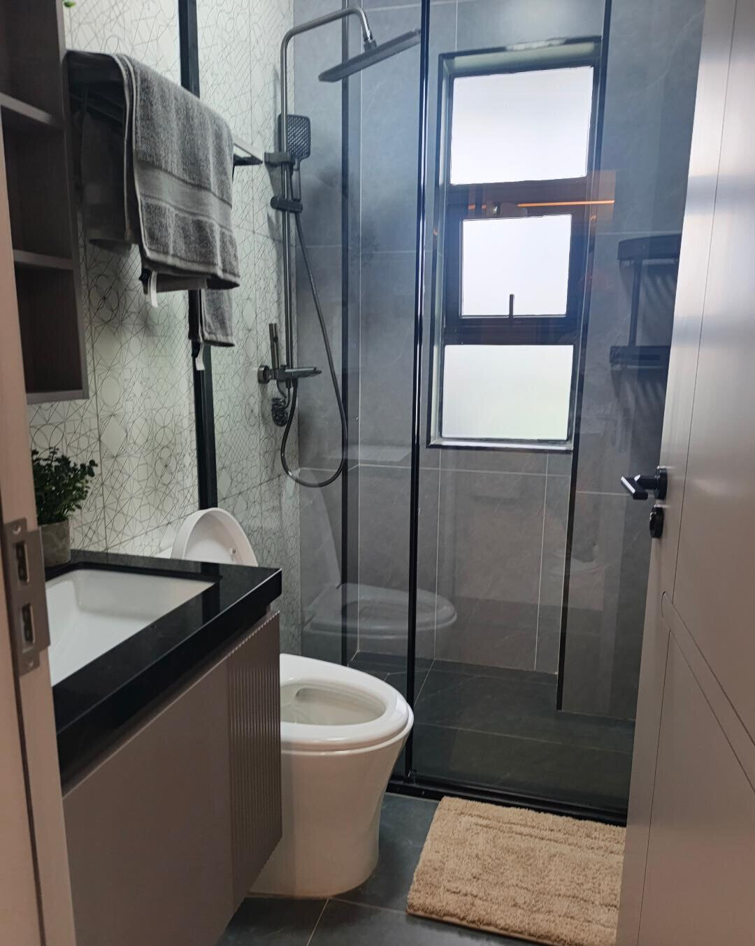 1BR En-Suite with Premium Finishes & Backup Power - Westlands