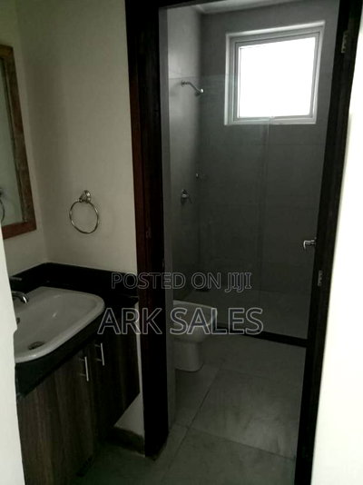 3bdrm Apartment in Sunpark Residence, Gateway Mall Area for rent - Image 4
