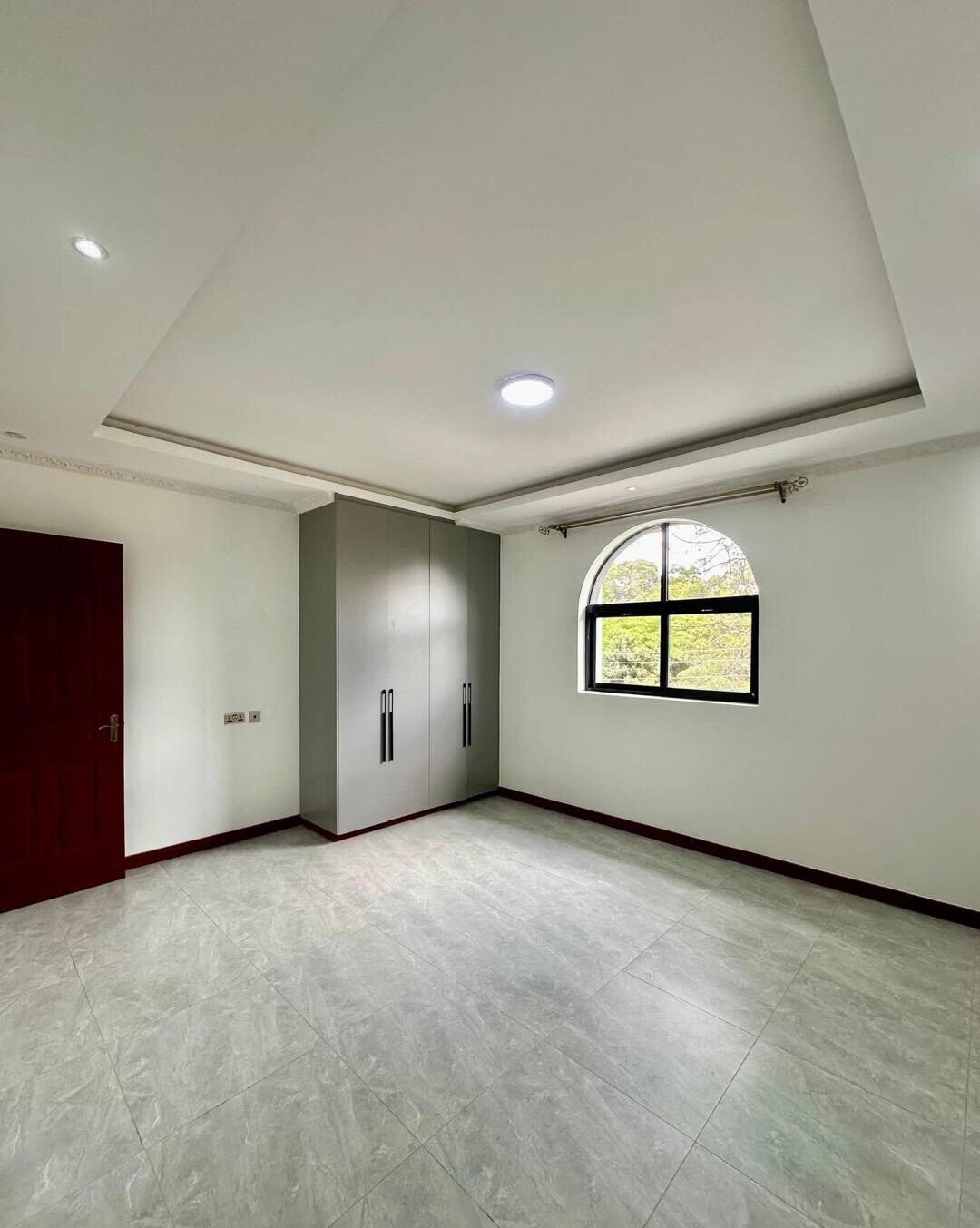 Three-Unit Exclusive Townhouse with DSQ & Backup Generator - Lavington