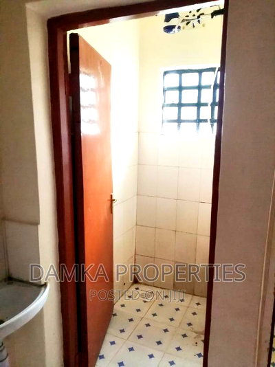 3bdrm Bungalow in Royal Estate, Barnabas for sale - Image 7