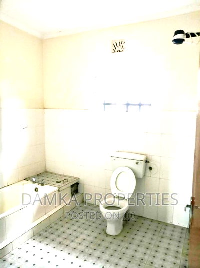 3bdrm Bungalow in Royal Estate, Barnabas for sale - Image 5