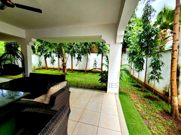 Furnished 4bdrm Mansion in Nyali Lantana for rent
