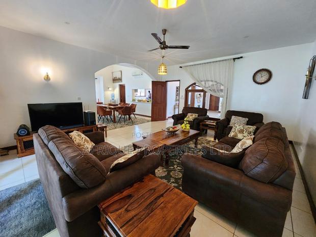 Furnished 4bdrm Mansion in Nyali Lantana for rent