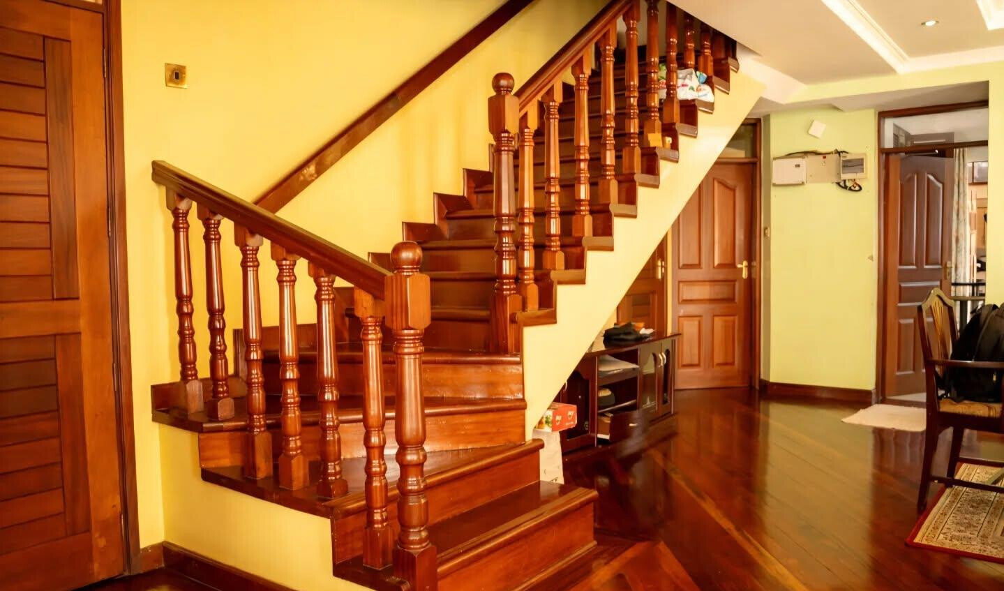 5-Ensuite Townhouse with Private Garden - Lavington