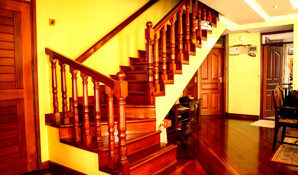 5-Ensuite Townhouse with Private Garden - Lavington