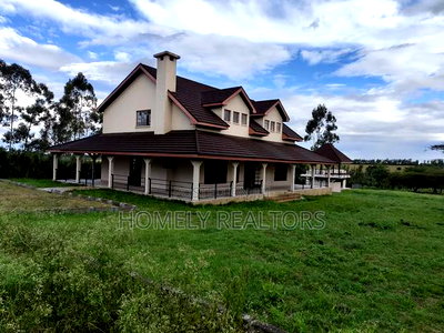 4bdrm Mansion in Oloirien, Birika, Kiserian for sale - Image 1