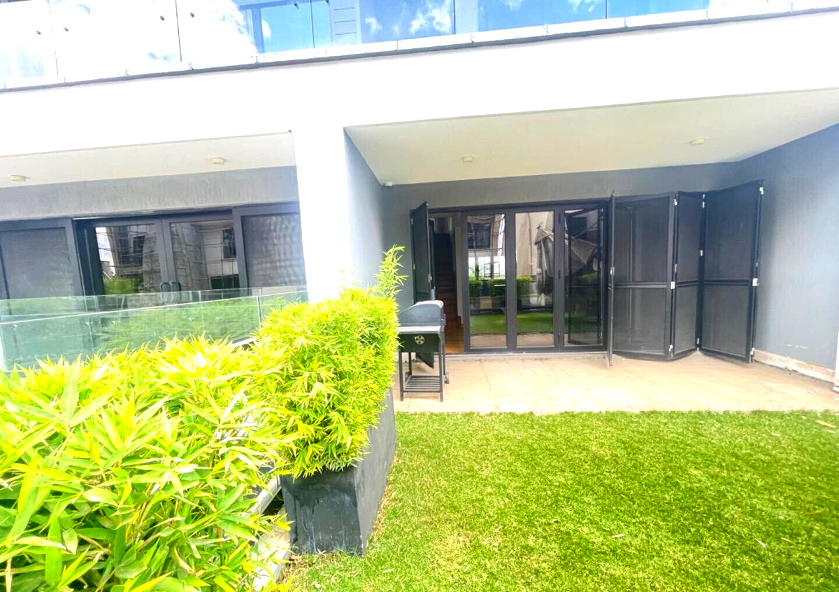 Contemporary 4-Ensuite Villa with Cinema & Gym - Lavington