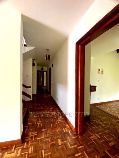 5bdrm Townhouse / Terrace in Lavington for Rent - Image 8