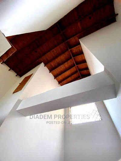 5bdrm Townhouse / Terrace in Lavington for Rent - Image 10