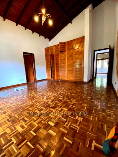 5bdrm Townhouse / Terrace in Lavington for Rent - Image 12