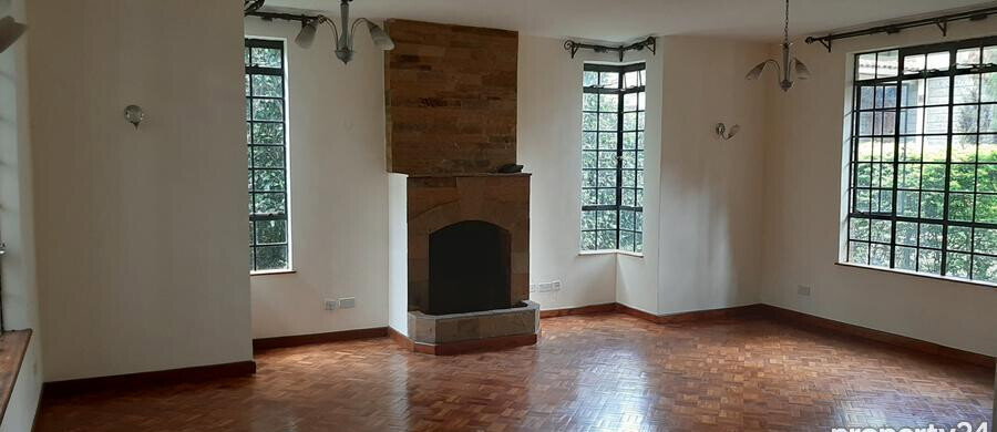 4BR All-Ensuite Townhouse with Fireplace & Private Garden - Lavington