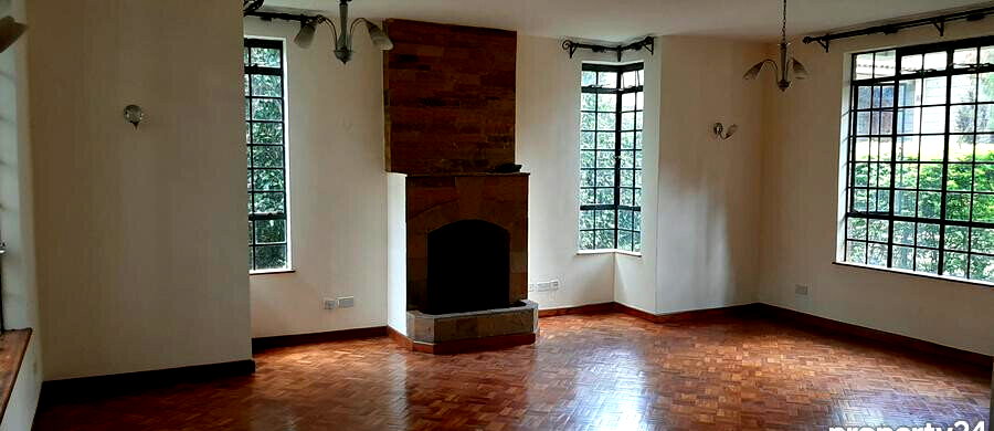 4BR All-Ensuite Townhouse with Fireplace & Private Garden - Lavington