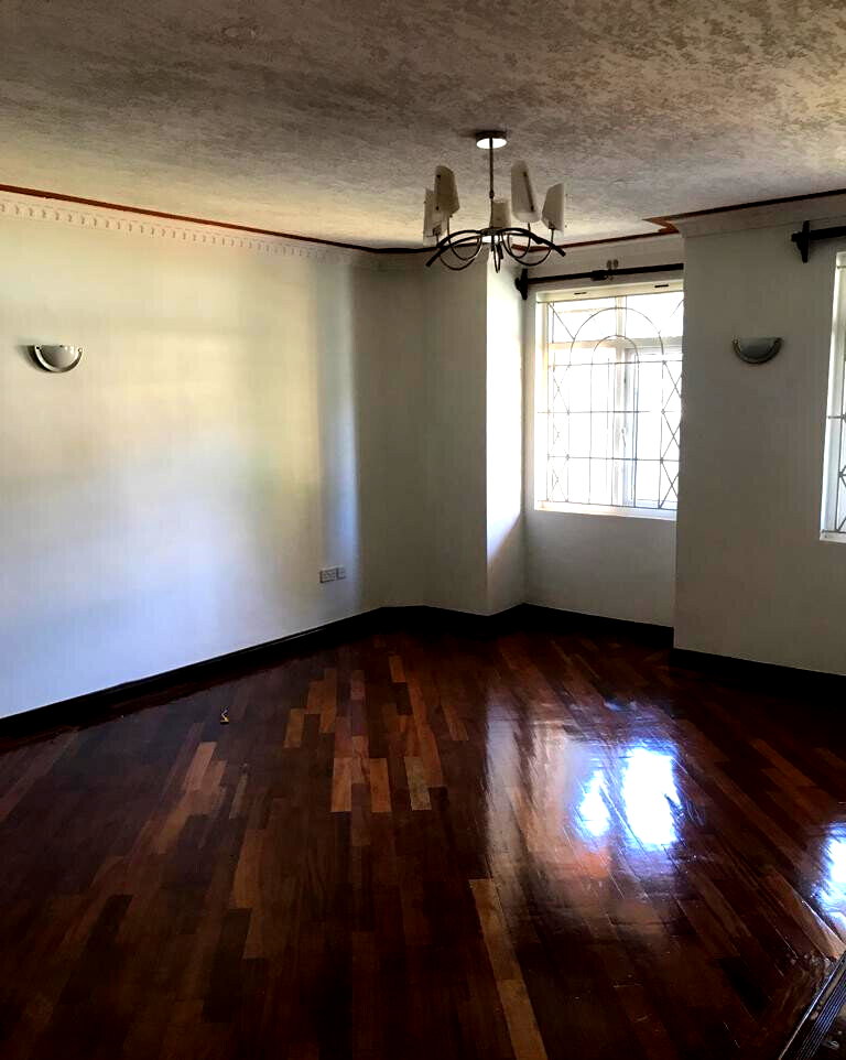 5BR All-Ensuite Townhouse with Fireplace & Private Garden - Kileleshwa