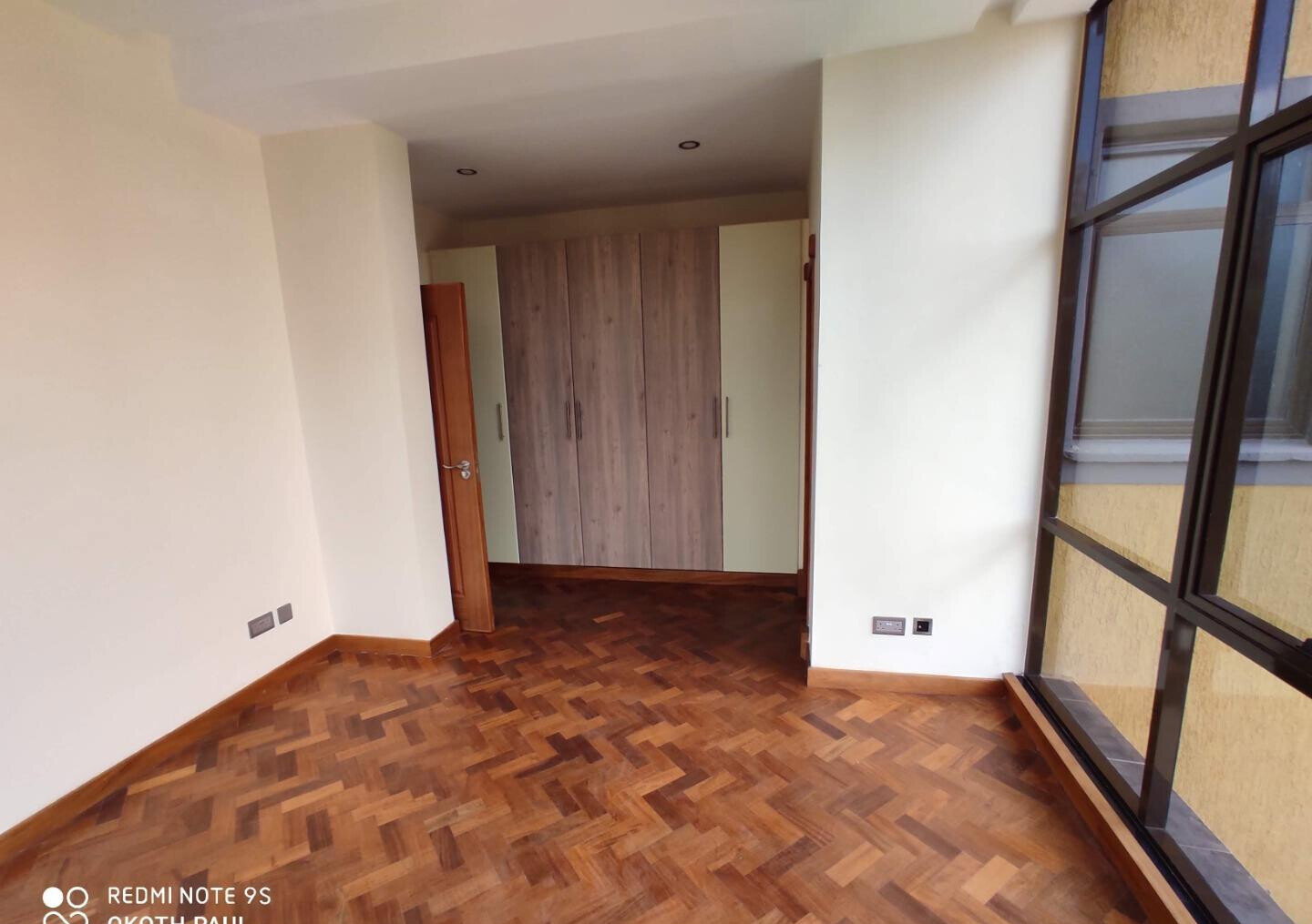 5-Ensuite Townhouse with Rooftop Garden & Fireplace - Lavington